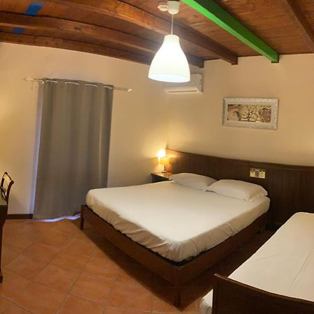 Hotel La Locanda Della Franciacorta คอร์เตฟรังกา ภายนอก รูปภาพ