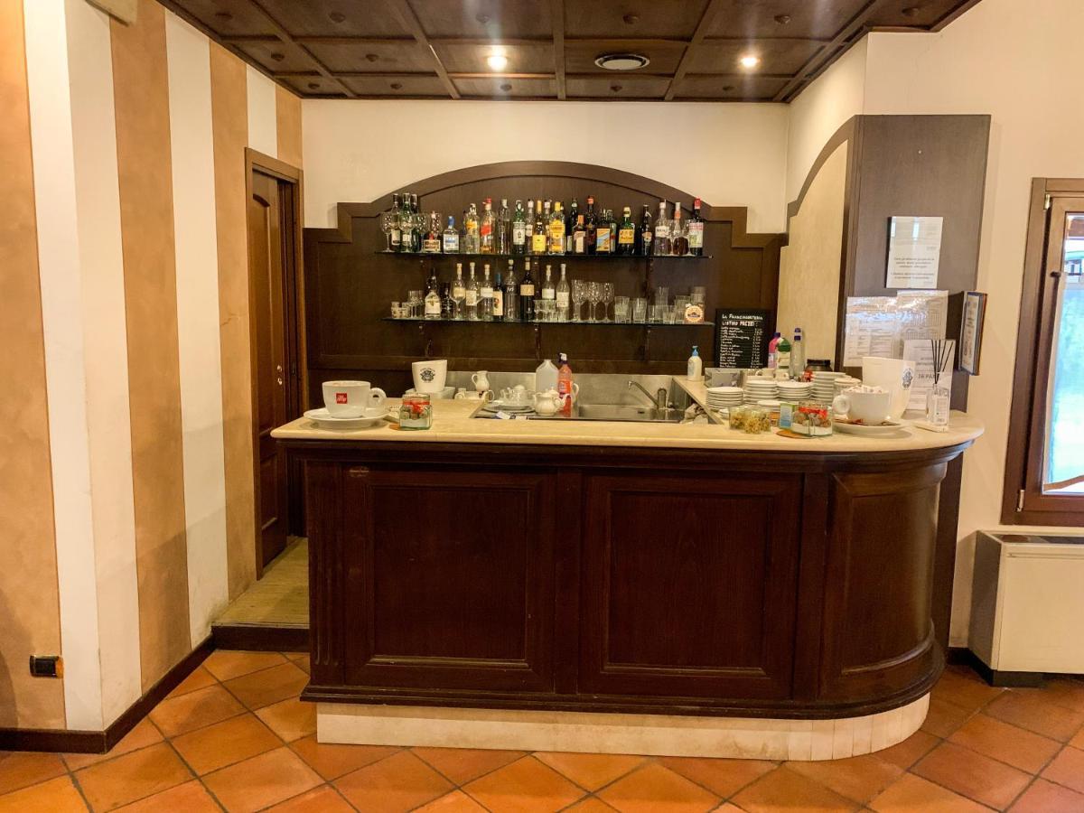 Hotel La Locanda Della Franciacorta คอร์เตฟรังกา ภายนอก รูปภาพ