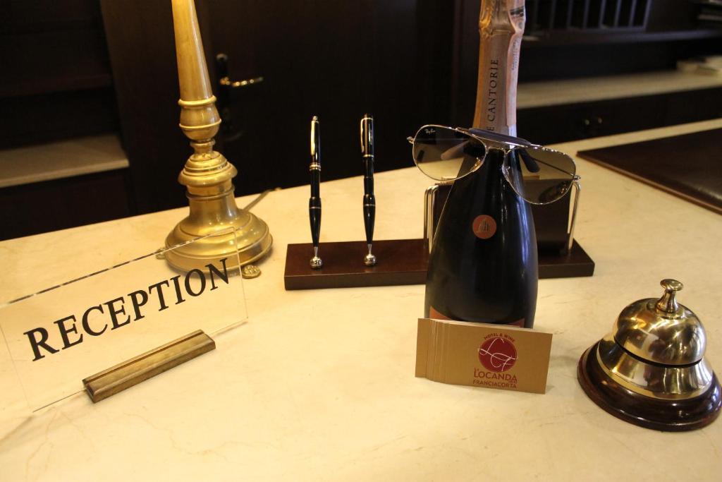 Hotel La Locanda Della Franciacorta คอร์เตฟรังกา ภายนอก รูปภาพ