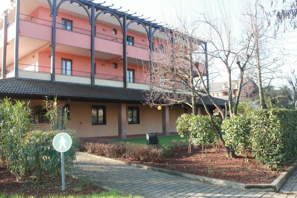 Hotel La Locanda Della Franciacorta คอร์เตฟรังกา ภายนอก รูปภาพ